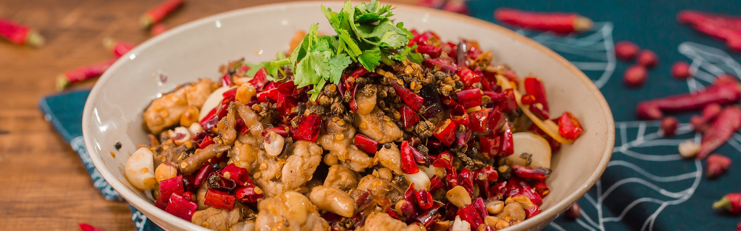 1-Day Chengdu Panda and Sichuan Cuisine Tour